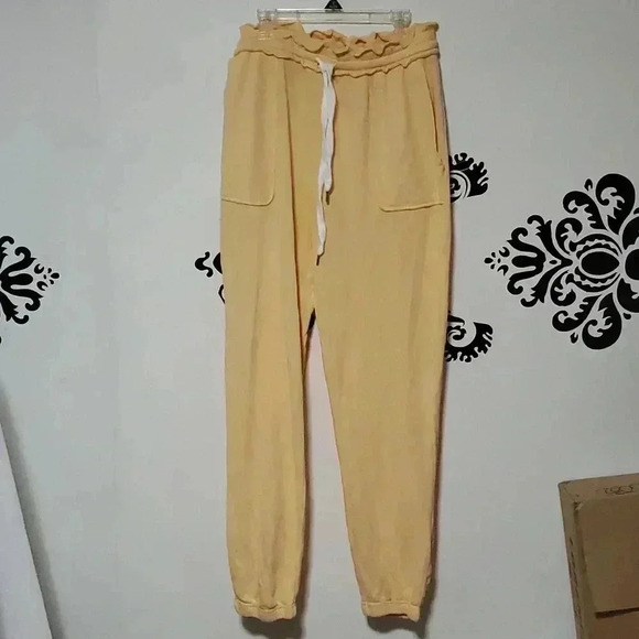 F21 Ankle knit joggers - Picture 1 of 5
